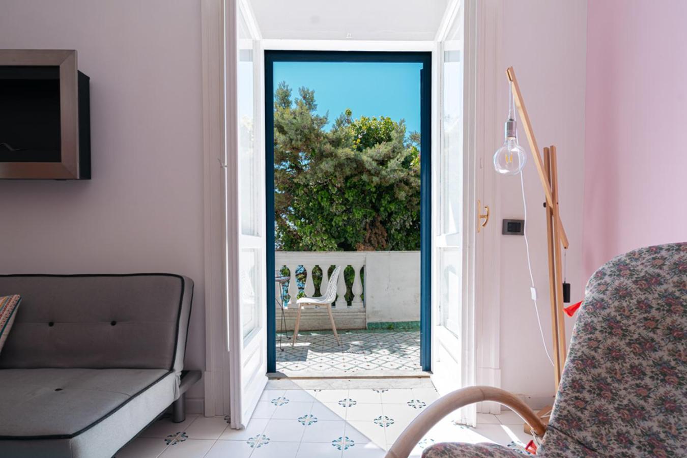 לינה וארוחת בוקר Vietri Casa Flora מראה חיצוני תמונה